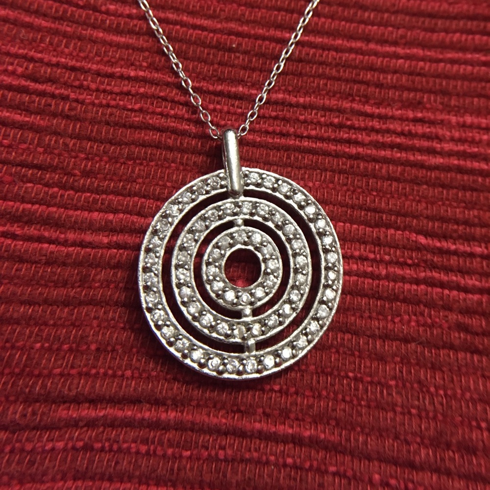 Silver Circle Pendant & Chain